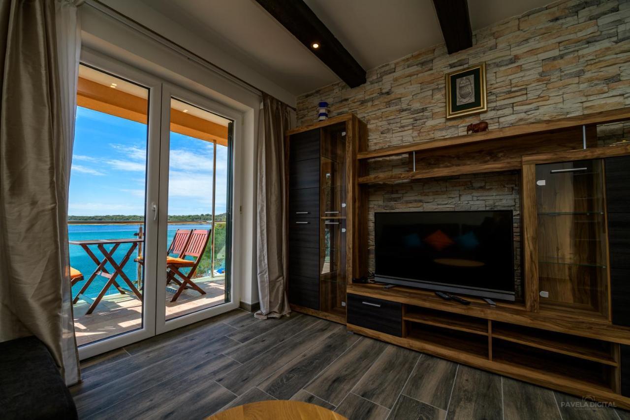 Villa Magnolia Малий Лошинь Екстер'єр фото