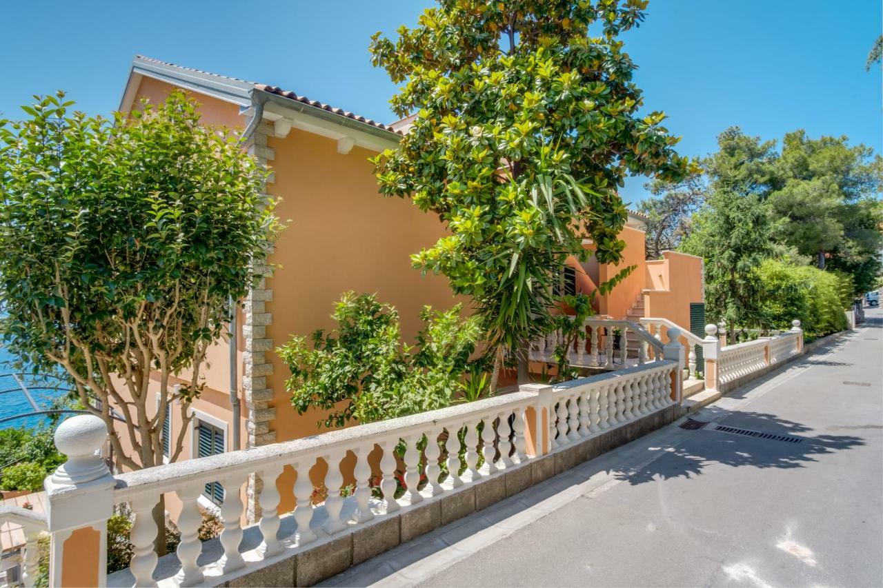 Villa Magnolia Малий Лошинь Екстер'єр фото