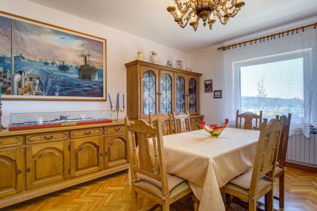 Villa Magnolia Малий Лошинь Екстер'єр фото