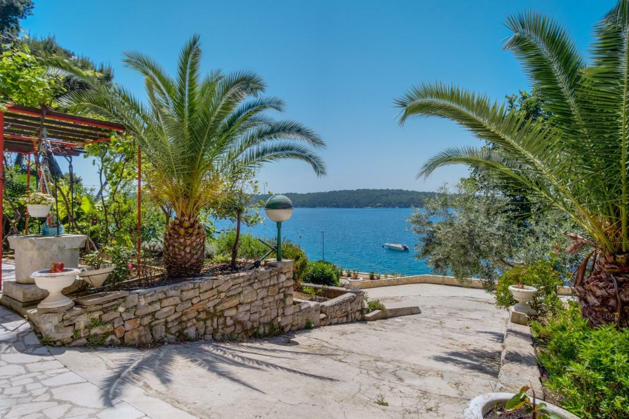 Villa Magnolia Малий Лошинь Екстер'єр фото