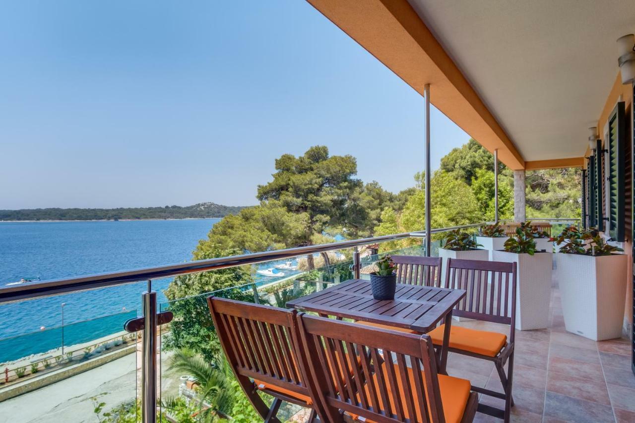 Villa Magnolia Малий Лошинь Екстер'єр фото
